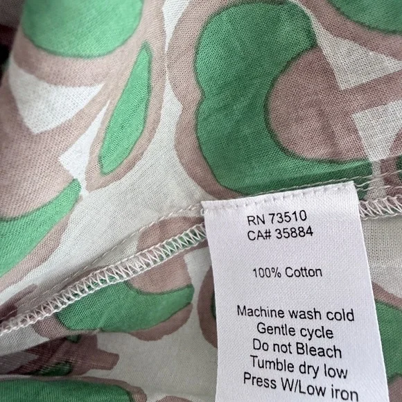 Ivy Jane Green Printed Ruffle-Sleeve Women’s Top - Picture 3 of 4